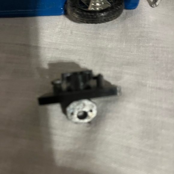 Vintage White and Blue Model Van - Picture 7 of 10